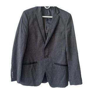 Zara Gray Lightweight Shirt Jacket Versatile Design